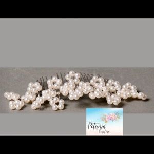 Freshwater Pearl Hair combs.